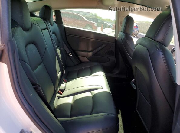 5YJ3E1EB4KF390412 2019 TESLA MODEL White Rear seats view