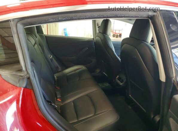 5YJ3E1EB4KF452472 2019 TESLA MODEL Red Vista de los asientos traseros