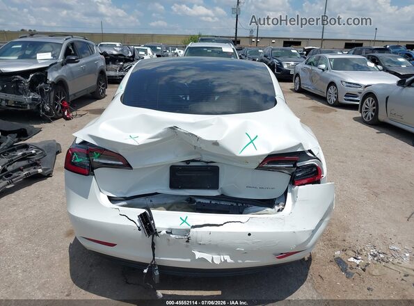 5YJ3E1EB4NF269044 2022 TESLA MODEL 3 White 360 interior view