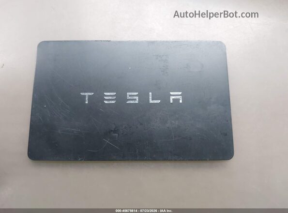 5YJ3E1EB4NF271019 2022 TESLA MODEL 3 Белый Вид панели приборов