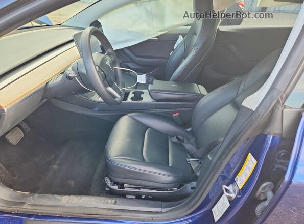 5YJ3E1EB4NF274762 2022 TESLA MODEL Blue Widok wnętrza z przodu