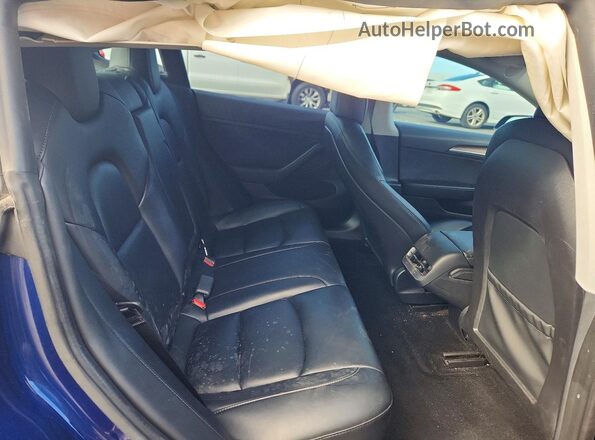 5YJ3E1EB4NF274762 2022 TESLA MODEL Blue Widok tylnych siedzeń