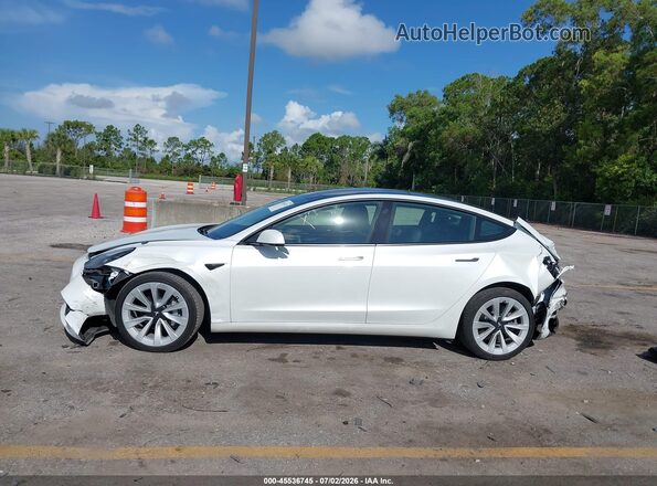 5YJ3E1EB4NF312698 2022 TESLA MODEL 3 White Սալոնի հետևի տեսք