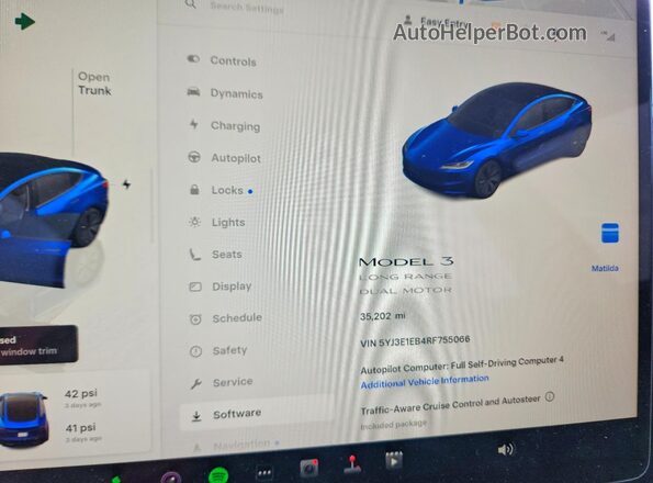 5YJ3E1EB4RF755066 2024 TESLA MODEL Blue Vista del cuadro de instrumentos