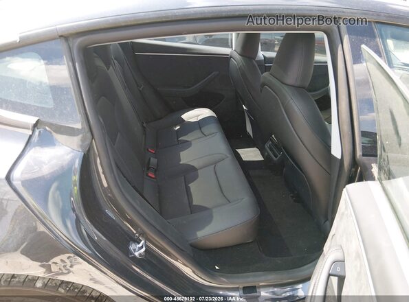 5YJ3E1EB4SF959890 2025 TESLA MODEL 3 Gray Widok naklejki z numerem VIN