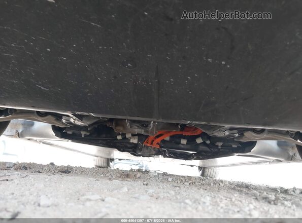 5YJ3E1EB4SF986717 2025 TESLA MODEL 3 Gray Widok z przodu