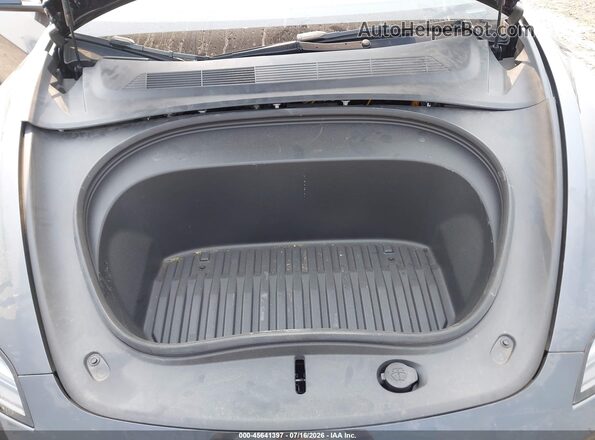 5YJ3E1EB4SF986717 2025 TESLA MODEL 3 Gray Widok z tyłu