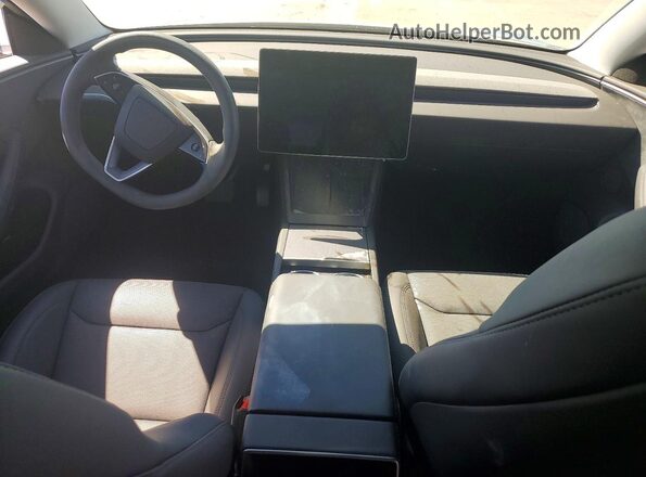 5YJ3E1EB4TF170835 2026 TESLA MODEL Silver Dashboard view