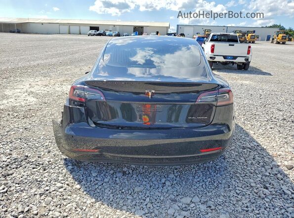 5YJ3E1EB5JF097004 2018 TESLA MODEL Black Հետևի տեսք
