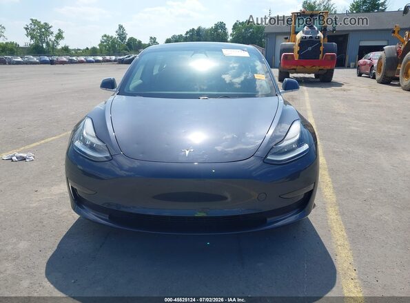 5YJ3E1EB5KF432747 2019 TESLA MODEL 3 Gray ხელსაწყოთა პანელის ხედი