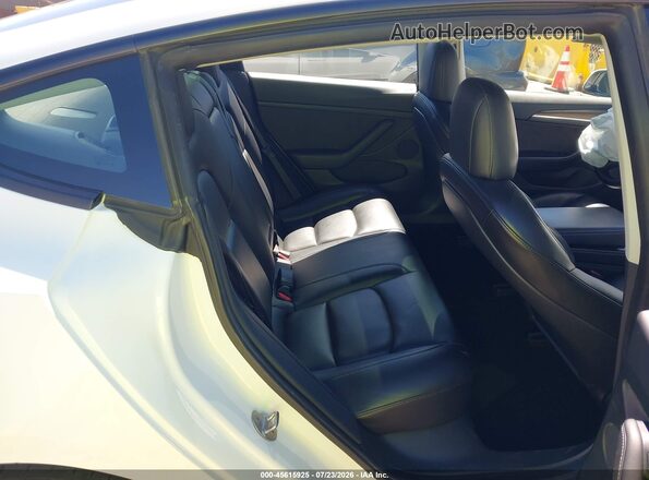5YJ3E1EB5MF003305 2021 TESLA MODEL 3 White Widok naklejki z numerem VIN