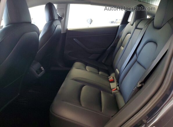 5YJ3E1EB5MF979696 2021 TESLA MODEL Gray Vista de los asientos traseros