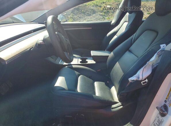 5YJ3E1EB5NF124787 2022 TESLA MODEL Белый Вид салона спереди