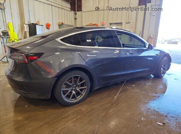 5YJ3E1EB6JF085606 2018 TESLA MODEL Gray Tył prawy