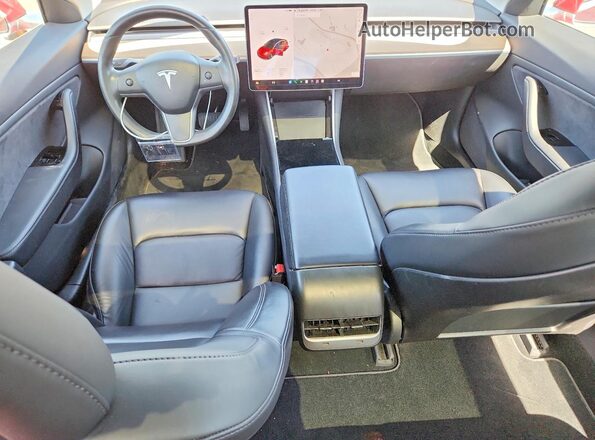 5YJ3E1EB6JF104770 2018 TESLA MODEL Red წინა პანელის ხედი