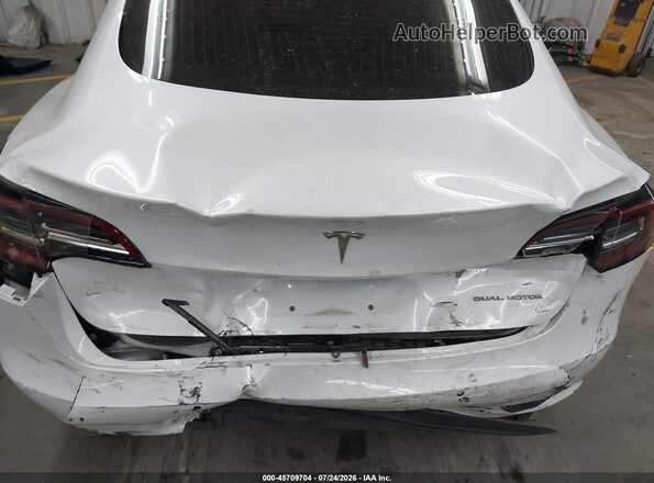 5YJ3E1EB6JF181431 2018 TESLA MODEL 3 White Вид спереду