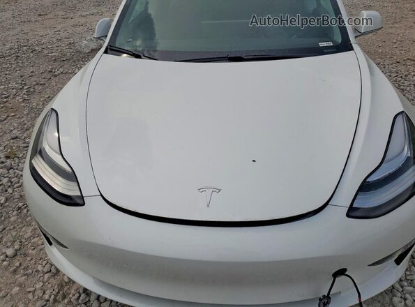 5YJ3E1EB6LF618332 2020 TESLA MODEL White Rear interior view