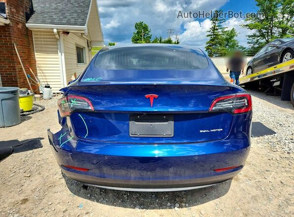 5YJ3E1EB6LF668566 2020 TESLA MODEL Blue Widok z tyłu