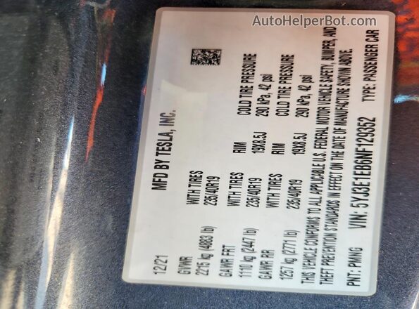 5YJ3E1EB6NF129352 2022 TESLA MODEL Gray Вид наклейки з VIN-кодом