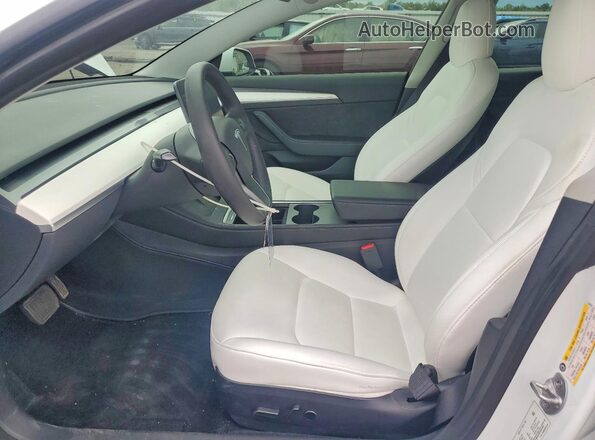 5YJ3E1EB6NF347551 2022 TESLA MODEL White Вид салону спереду