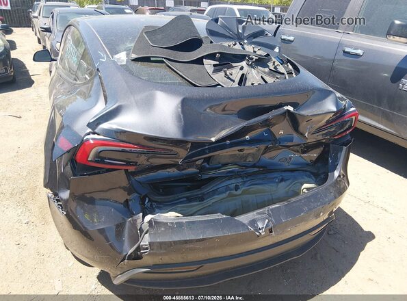 5YJ3E1EB6RF833766 2024 TESLA MODEL 3 Black Widok z przodu