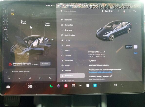 5YJ3E1EB6SF053420 2025 TESLA MODEL Gray Widok zestawu wskaźników