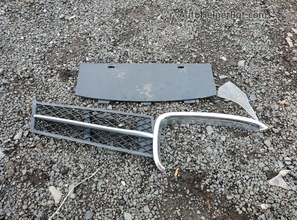 5YJ3E1EB6SF896470 2025 TESLA MODEL Gray Engine compartment view