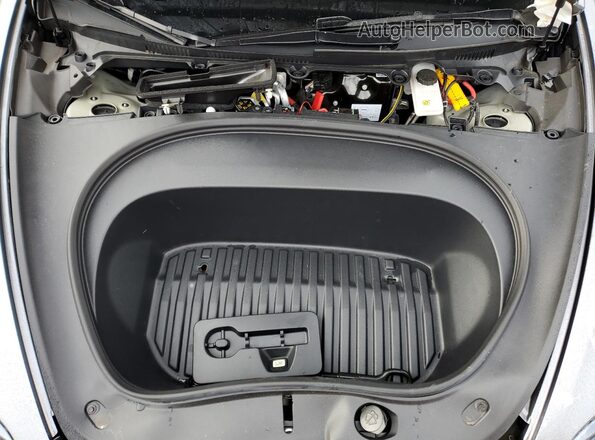 5YJ3E1EB6SF896470 2025 TESLA MODEL Gray Rear interior view