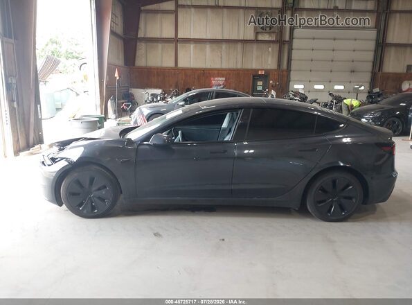 5YJ3E1EB6SF929466 2025 TESLA MODEL 3 Серый Вид задней части салона