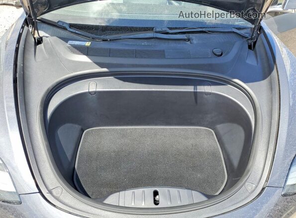 5YJ3E1EB7JF055143 2018 TESLA MODEL Gray Rear interior view