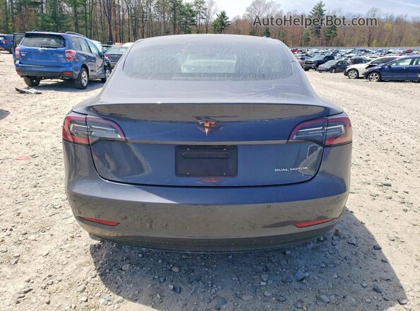 5YJ3E1EB7JF185746 2018 TESLA MODEL Gray Rear view