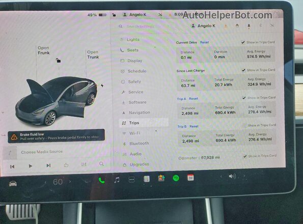 5YJ3E1EB7JF185746 2018 TESLA MODEL Gray Instrument cluster view