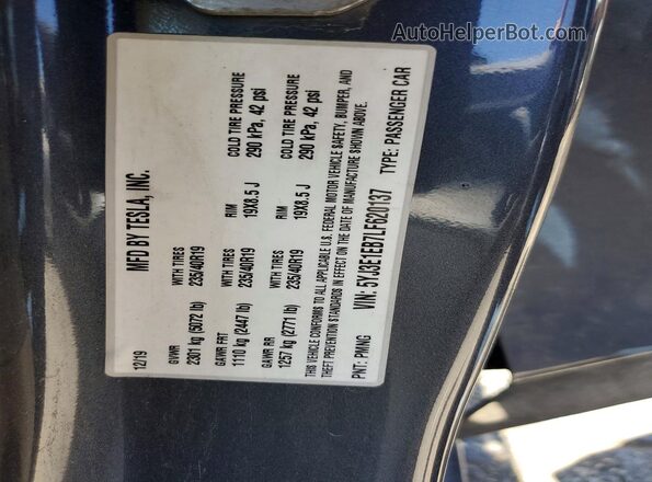 5YJ3E1EB7LF620137 2020 TESLA MODEL Серый Вид наклейки с VIN-кодом