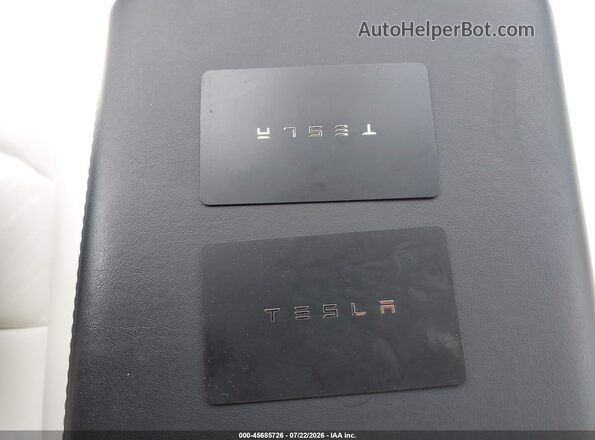 5YJ3E1EB7LF791342 2020 TESLA MODEL 3 Белый Вид панели приборов