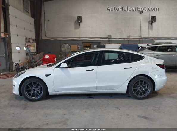 5YJ3E1EB7NF183341 2022 TESLA MODEL 3 Белый Панорамный вид салона 360°