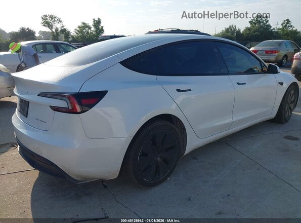 5YJ3E1EB7RF746281 2024 TESLA MODEL 3 Белый Задняя правая четверть