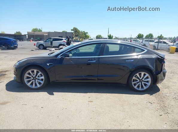 5YJ3E1EB8JF071433 2018 TESLA MODEL 3 Black Սալոնի հետևի տեսք