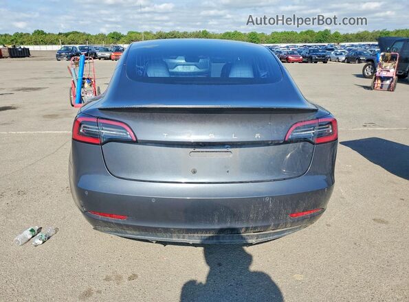 5YJ3E1EB8JF079385 2018 TESLA MODEL Серый Вид сзади