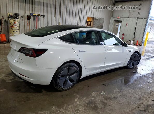 5YJ3E1EB8JF093884 2018 TESLA MODEL White Задня права чверть