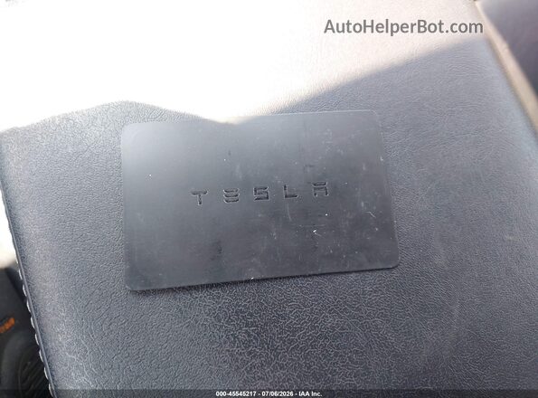 5YJ3E1EB8LF637075 2020 TESLA MODEL 3 White Widok z tyłu