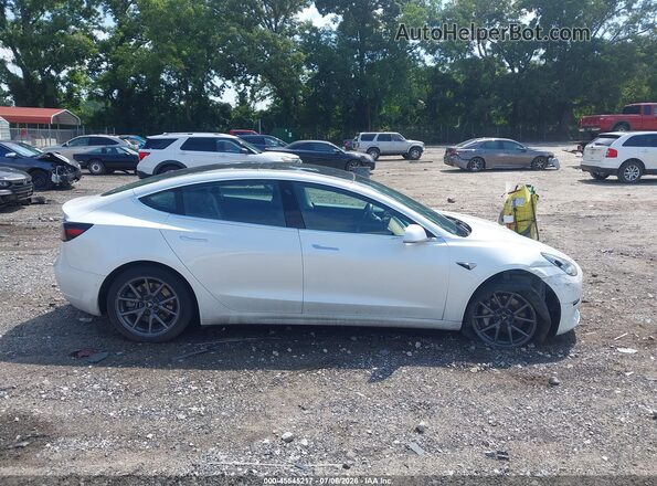 5YJ3E1EB8LF637075 2020 TESLA MODEL 3 White Widok zestawu wskaźników