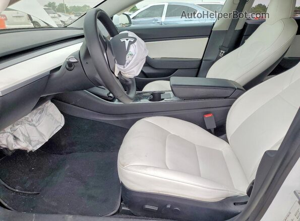 5YJ3E1EB8LF639621 2020 TESLA MODEL White წინა სალონის ხედი