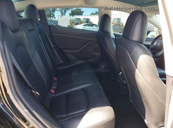5YJ3E1EB8MF075552 2021 TESLA MODEL Black Հետևի նստատեղերի տեսք