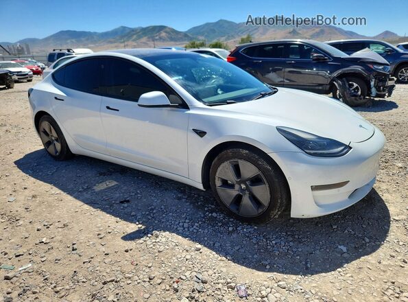 5YJ3E1EB8MF928242 2021 TESLA MODEL White Передня права чверть