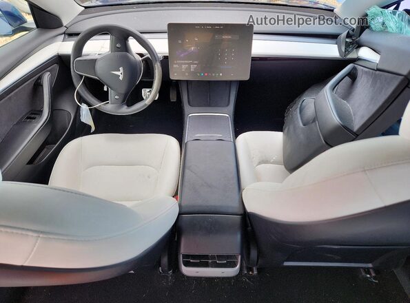 5YJ3E1EB8MF961001 2021 TESLA MODEL Blue Առջևի վահանակի տեսք