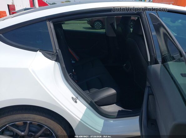 5YJ3E1EB8MF997982 2021 TESLA MODEL 3 White Вид наклейки з VIN-кодом