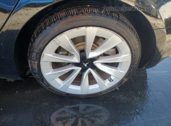 5YJ3E1EB8NF305124 2022 TESLA MODEL Black 