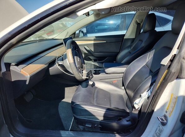 5YJ3E1EB8NF317869 2022 TESLA MODEL White წინა სალონის ხედი