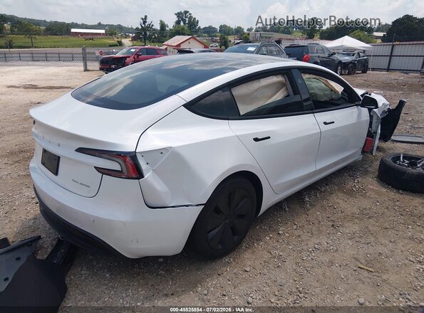 5YJ3E1EB8SF904391 2025 TESLA MODEL 3 Белый Задняя правая четверть