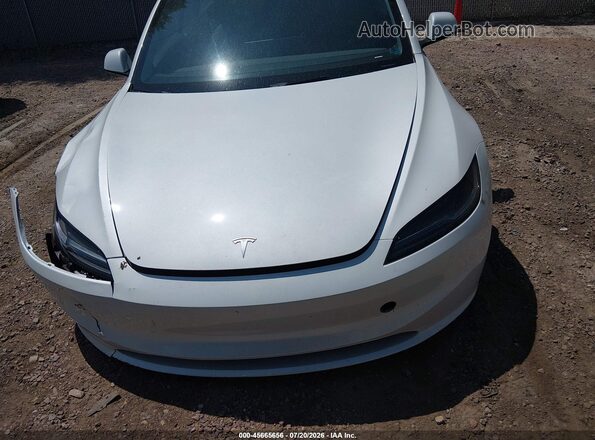 5YJ3E1EB8SF911955 2025 TESLA MODEL 3 White Widok zestawu wskaźników